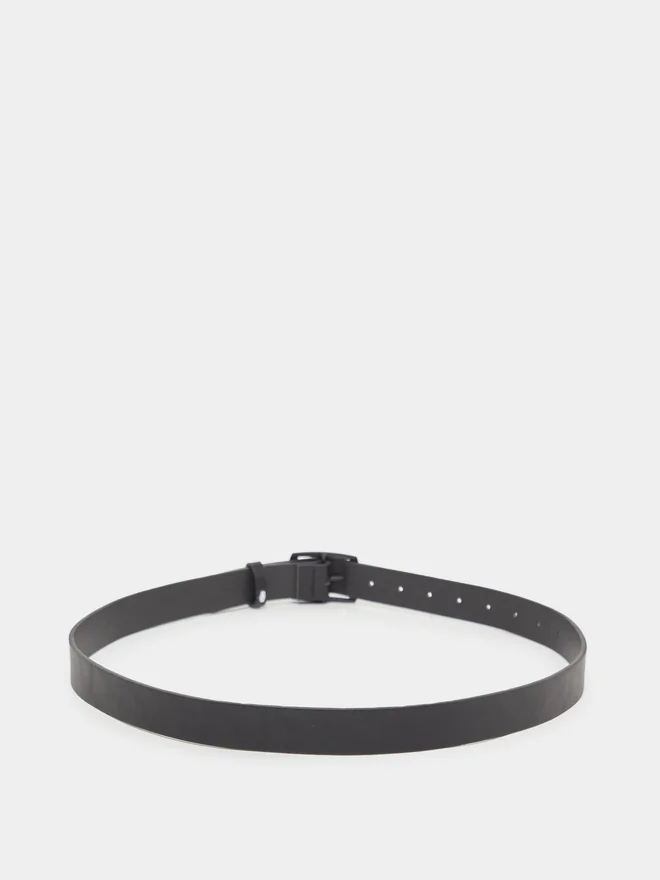 Styli Styli Black Solid Pin Buckle Closure Belt