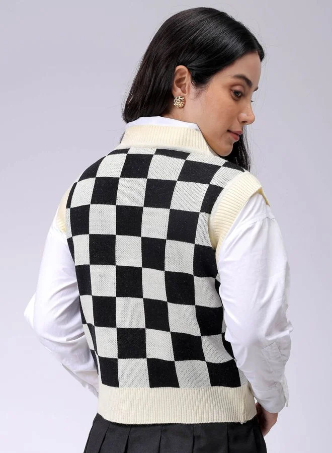 Freehand Women Loose Fit Checkered Sweater Vest