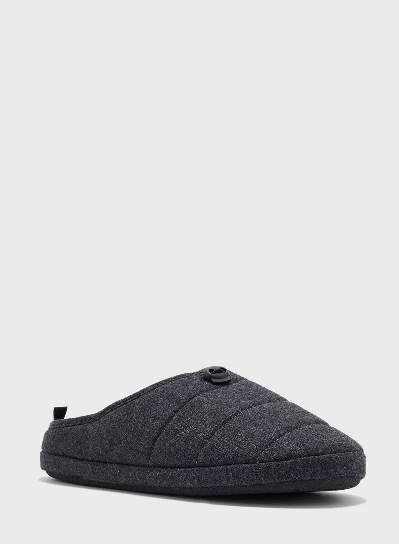 سفنتي فايف Mens Quilted Bedroom Slippers