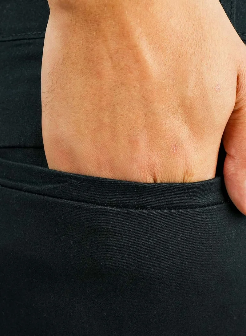 GIORDANO  Men's Slim Tapered Khakis for Men | Best Price UAE