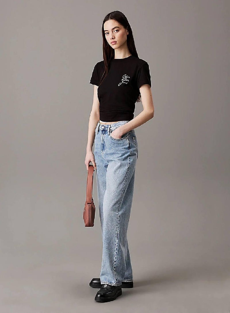 كالفن كلاين جينز تيشرت بقصة سليم مزين بشعار كلفن كلاين - Image 4