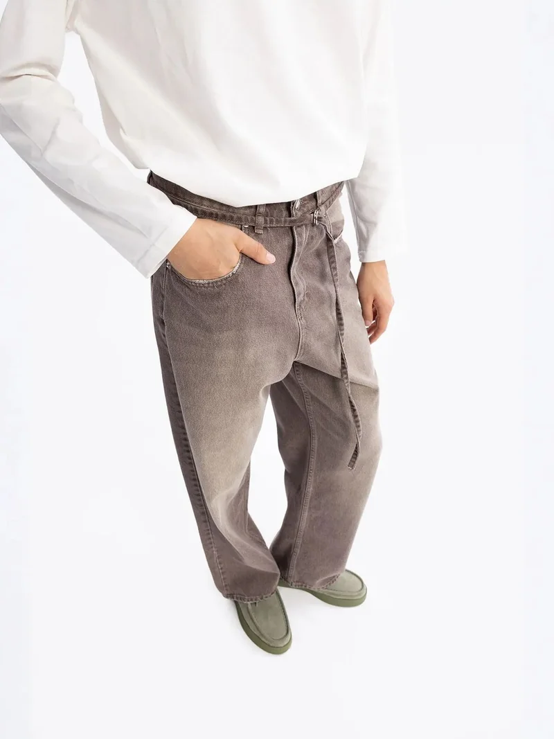 جيستو GIESTO High Waist Straight Leg Jeans with Belt Detail