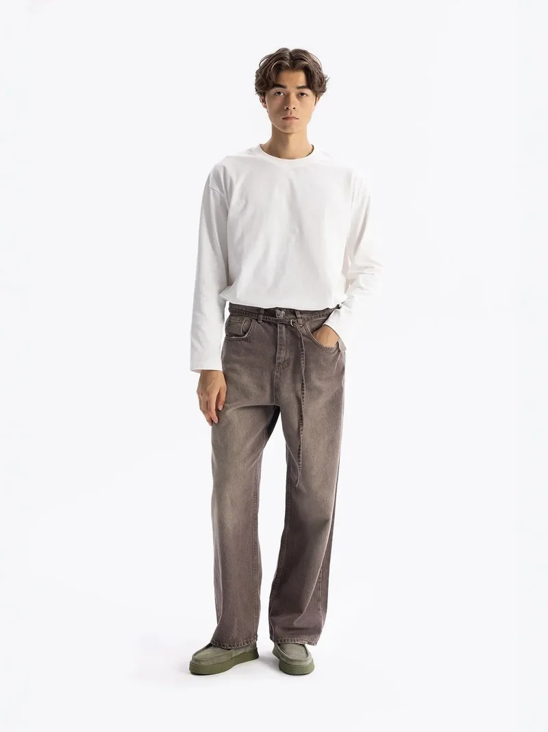 جيستو GIESTO High Waist Straight Leg Jeans with Belt Detail