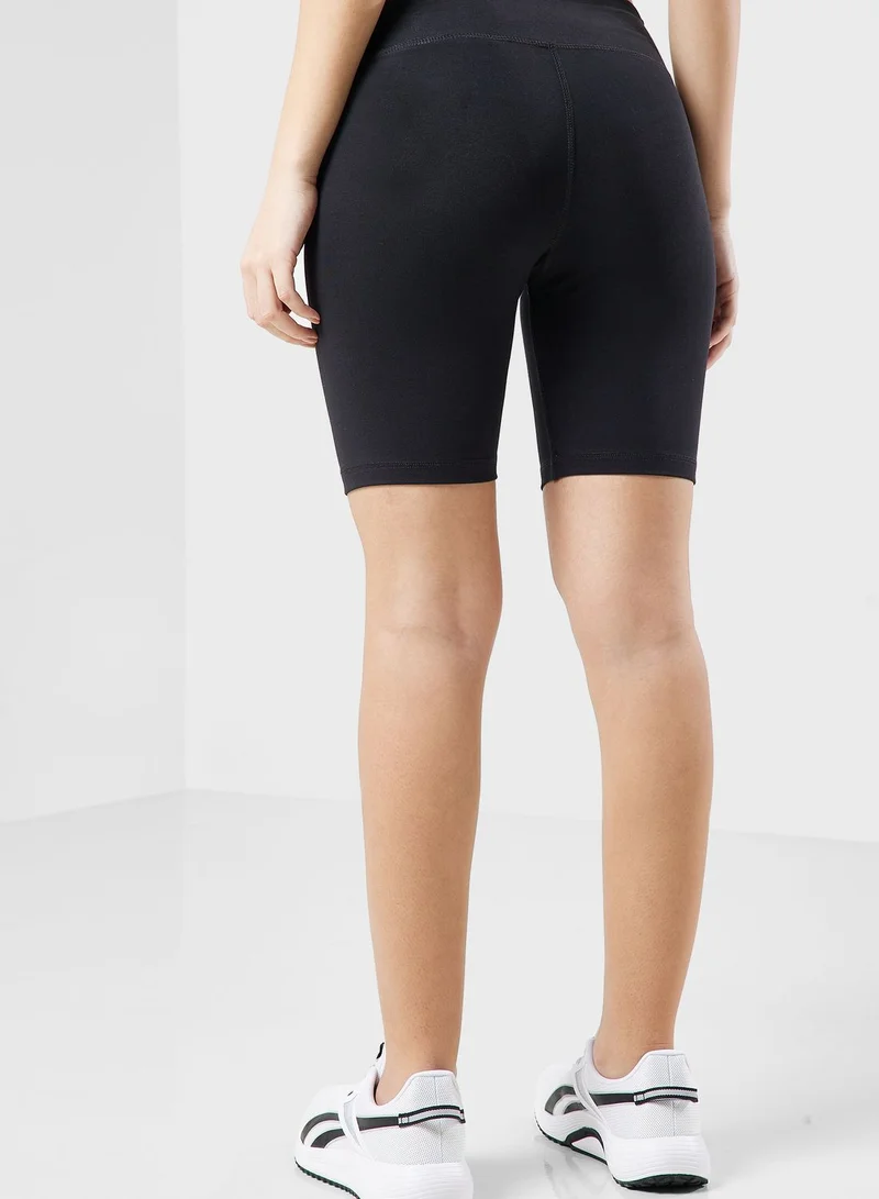 Reebok Identity Fitted Logo Legging Shorts