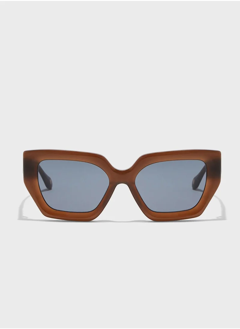 30 سندايز Phoenix Cateye Sunglasses