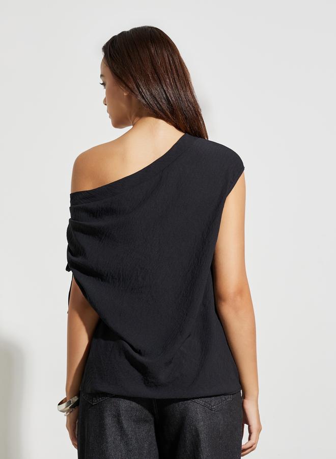 Styli Black Solid Ruched Asymmetric Neck Top - Image 4