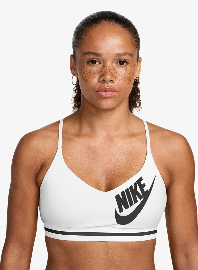 نايكي حمالة صدر بشعار إندي