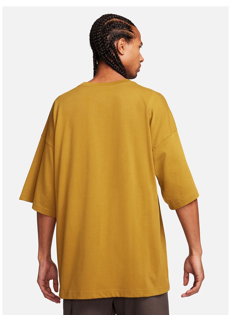 Nike Logo Crew Neck Oversized T-Shirt - Image 2