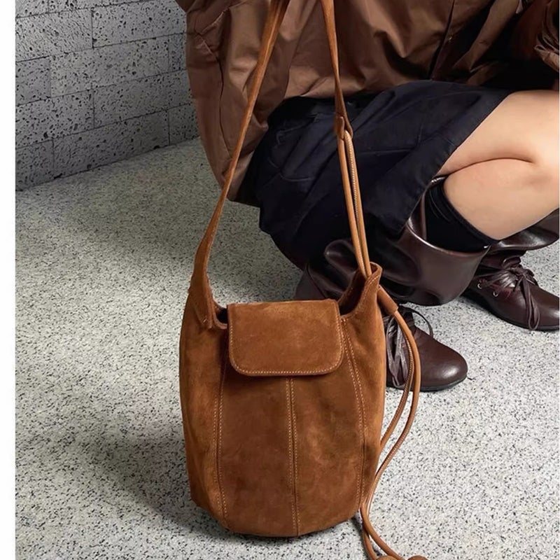 Retro Faux Suede Bucket Bag for Women - Image 1