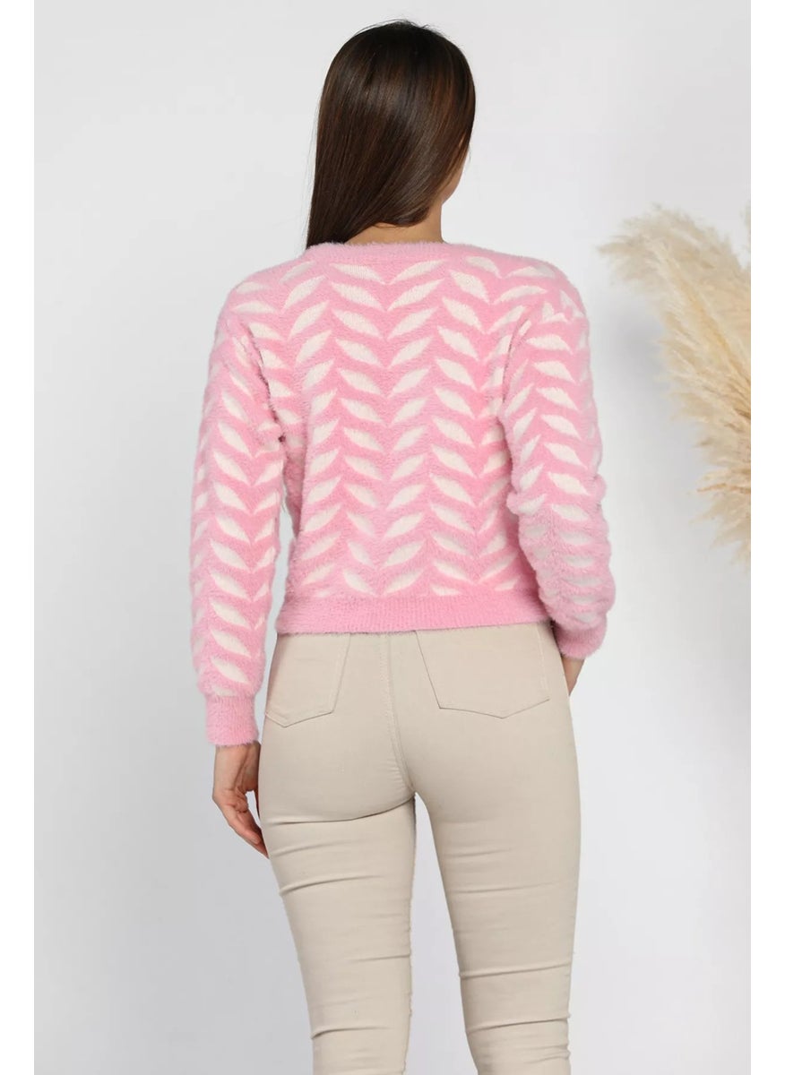 Gülseli Gulseli Crew Neck Patterned Soft Yarn Croptop Women's Knitwear Sweater  - Image 4