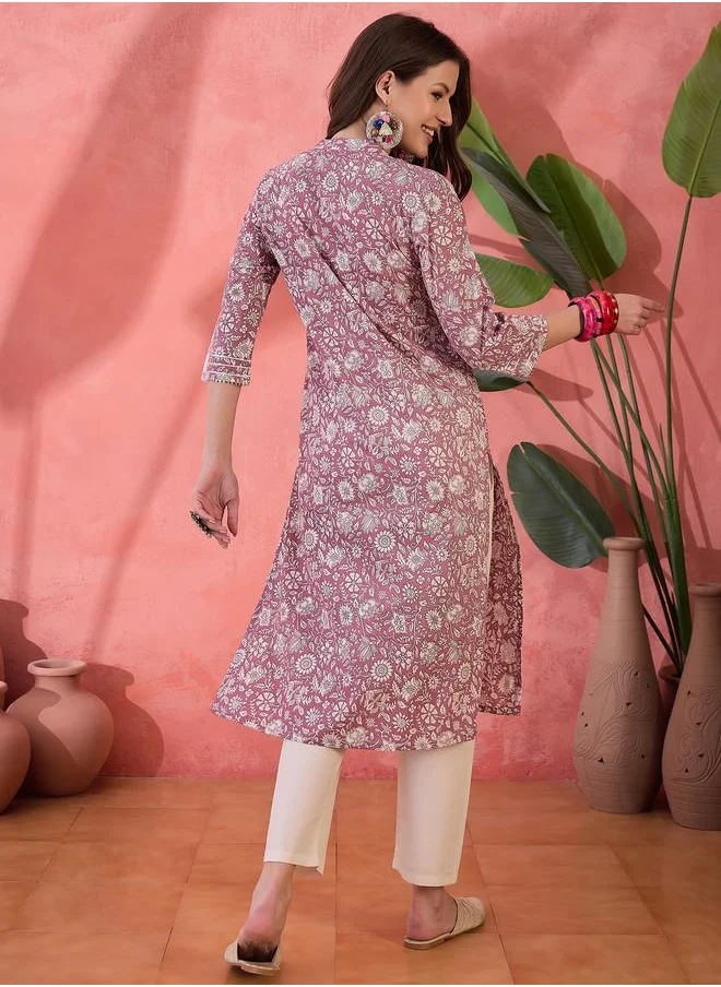 سانسكريتي هومز Sanskrutihomes Printed Floral Kurta with Side Slit Detail