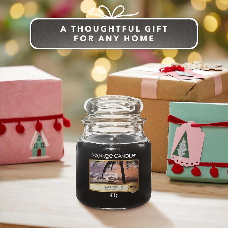 YANKEE CANDLE شمعة يانكي كاندل متوسطة الحجم - جوز الهند الأسود - Image 5