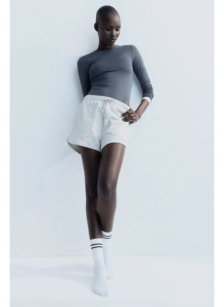 H&M Sweatshirt Shorts