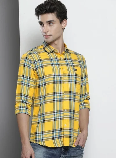 The Indian Garage Co Men Slim Fit Checkered Full Sleeves Spread Collar Casual Shirt