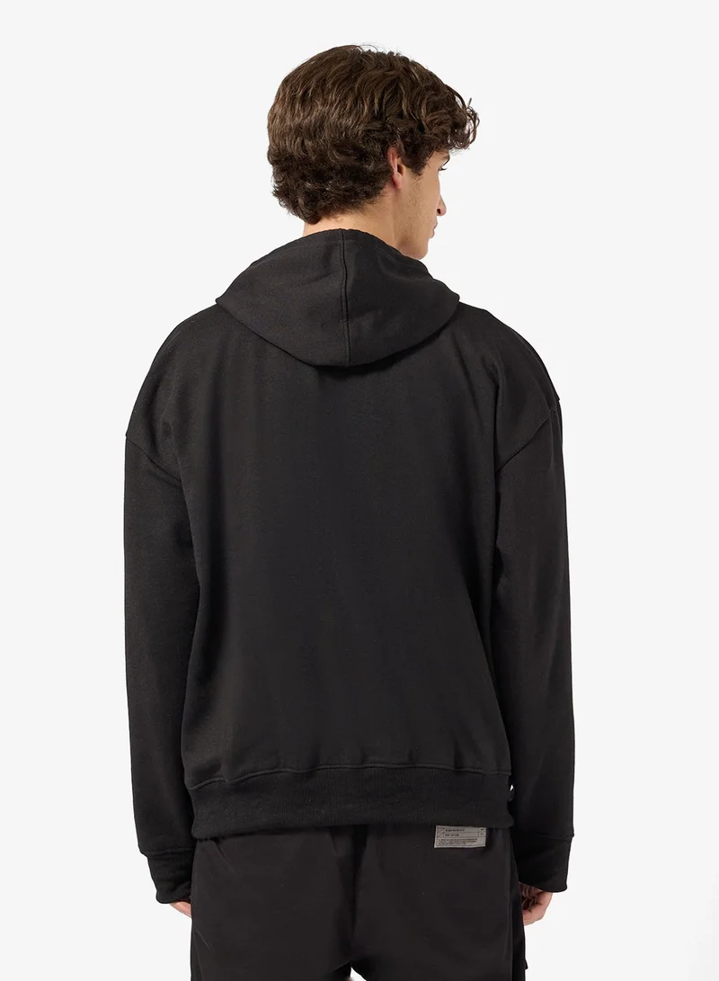 سفنتي فايف بيسيكس هودي بقصة عادية