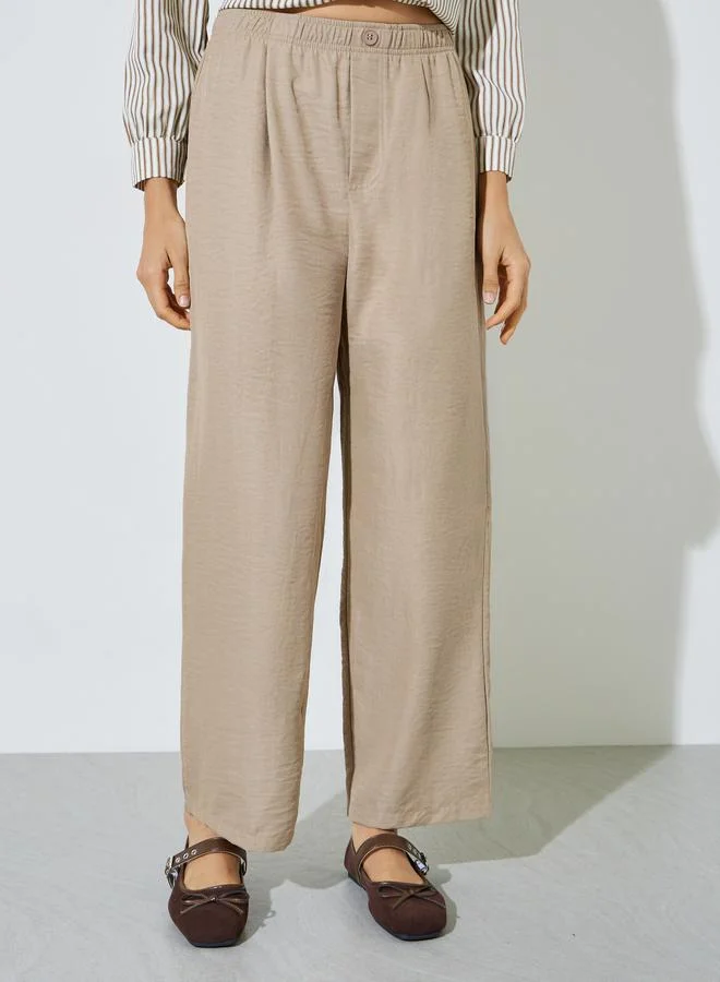 ستايلي Beige Mid Rise Straight Leg Pants with Side Pocket