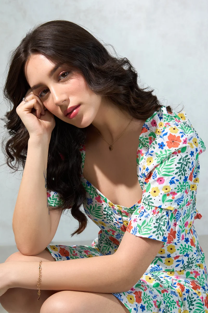 Virgio Floral Cotton Vibrant Floral Print Crop Top for Women