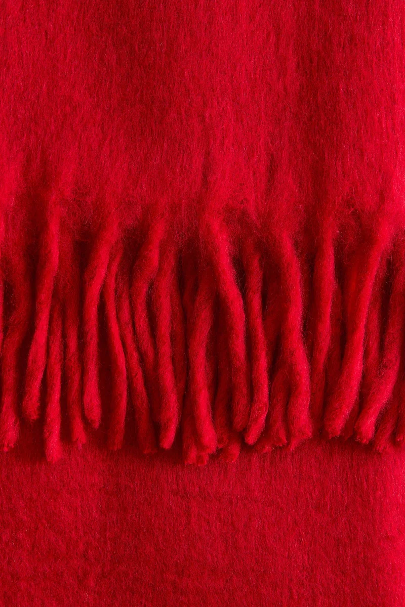 H&M Fringed blanket