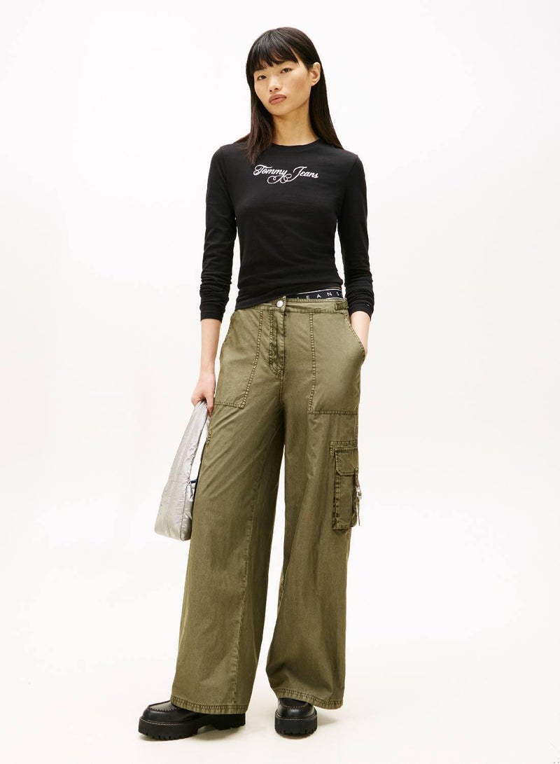 تومي جينز تيشيرت طويل الأكمام بقصّة سليم وشعار - Image 3