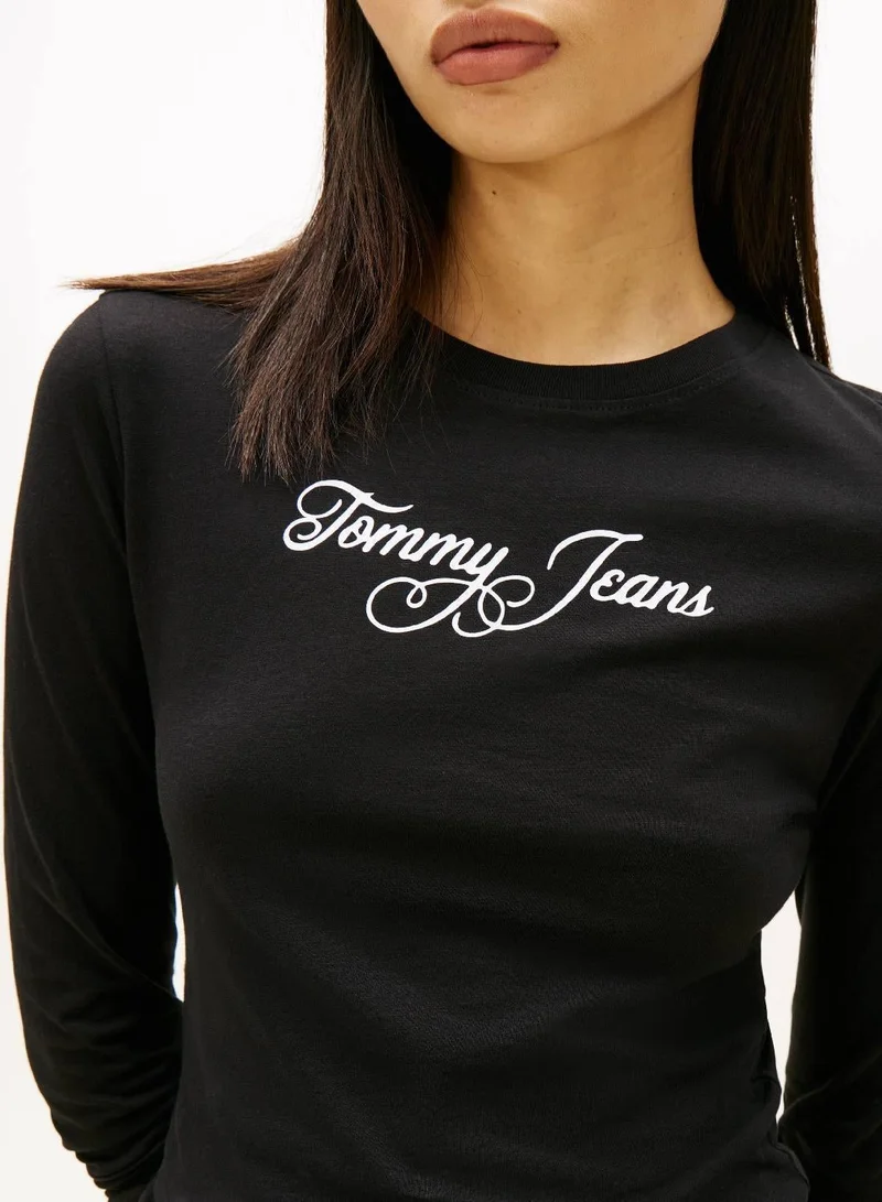 TOMMY JEANS Essential Logo Slim Long Sleeves T-Shirt