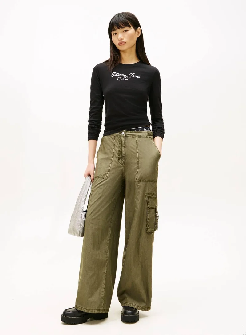 TOMMY JEANS Essential Logo Slim Long Sleeves T-Shirt