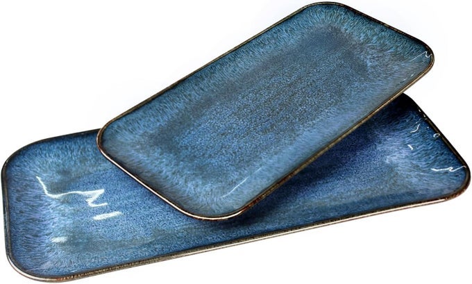 PORCELAIN DINNER PLATES BLUE 2 PCS SERVING PLATTERS FOR ENTERTAINING FOR FRUIT CHEESE SNACK BREAD CUPCAKE SALAD SCRATCH RESISTANT DURABLE MICROWAVE DISHWASHER SAFE
