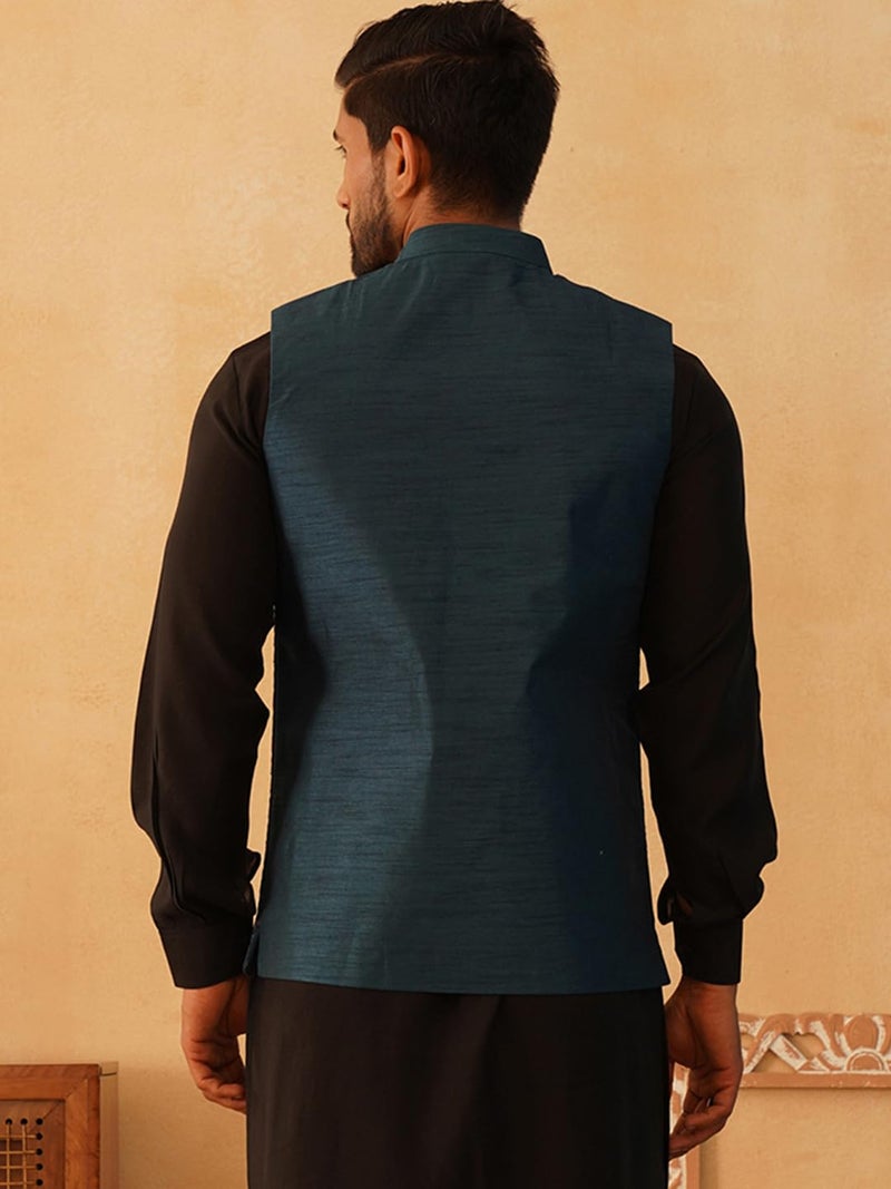 Jompers Men's Embroidered Silk Blend Nehru Jacket - Image 2