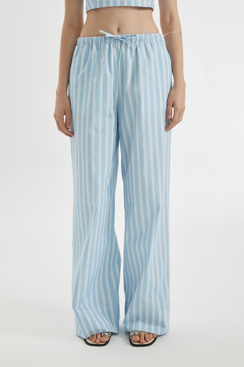 DeFacto Woman Straight Fit Normal Waist Poplin Striped Trousers - Image 1