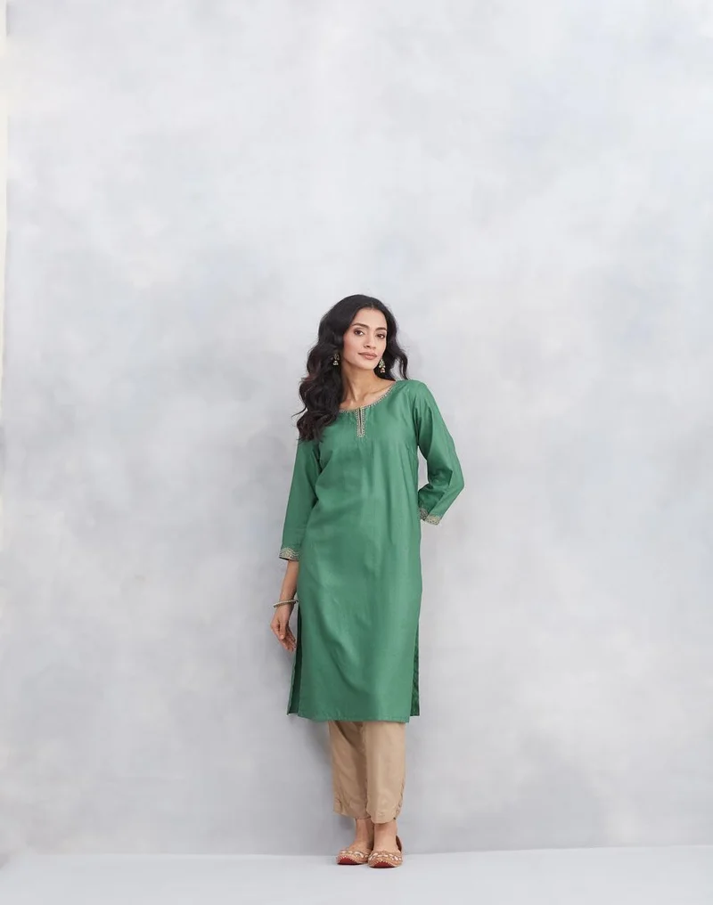 Fabindia Green Viscose Silk Embroidered Knee Length Kurta