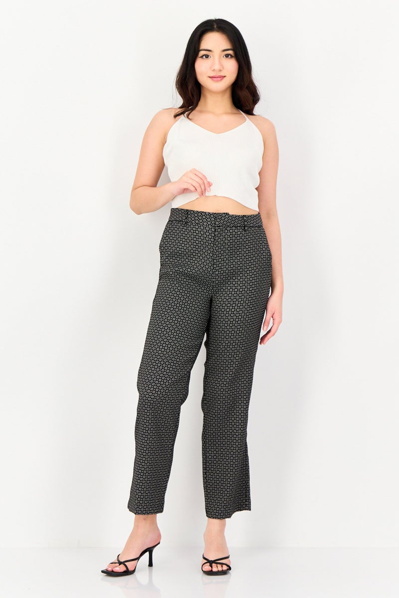 Reiko Women Cigarette Fit Allover Print Cropped Pants, Multicolor - Image 4