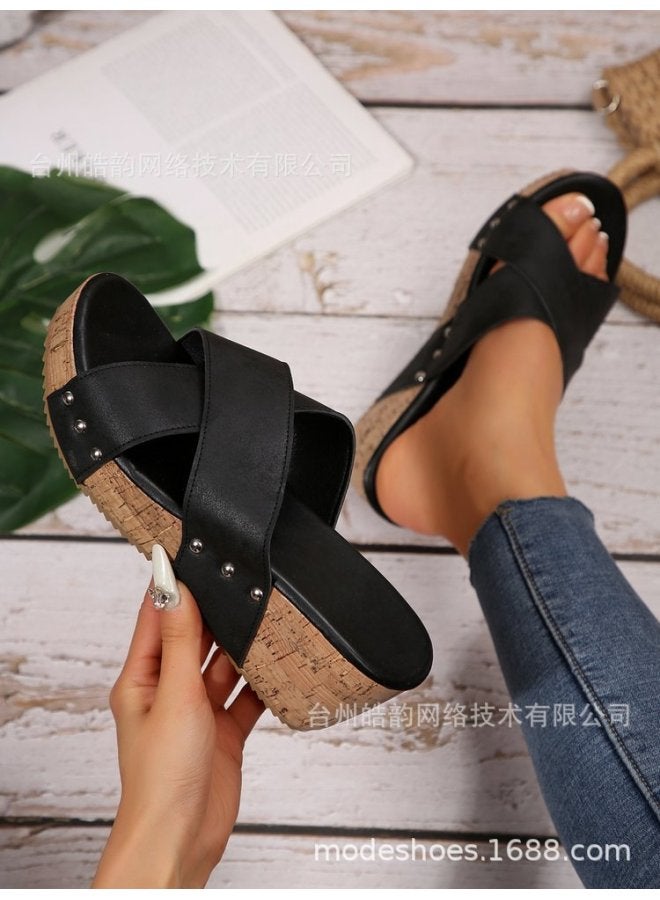 Summer New Products, Direct From Large Size Women's Shoes, New Women's Wedge Heel Fish Mouth Thick-soled Rivet Sandals