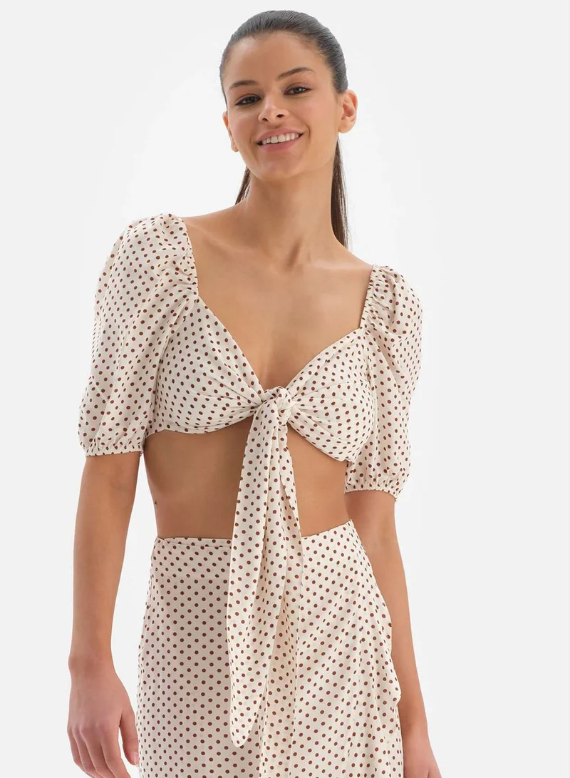 dagi Front Knot Tie Detail  Beachwear Shirt