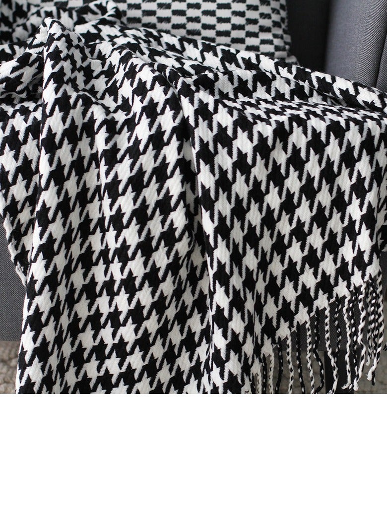 Loquat Houndstooth Pattern Tassel Design Knitted Soft Throw Blanket Black/White  - Image 1