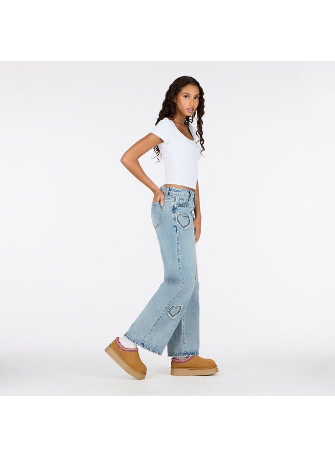 FOREVER 21 Womens Low Waist Heart Patch Wide Leg Jeans, Blue, 6 - Image 3
