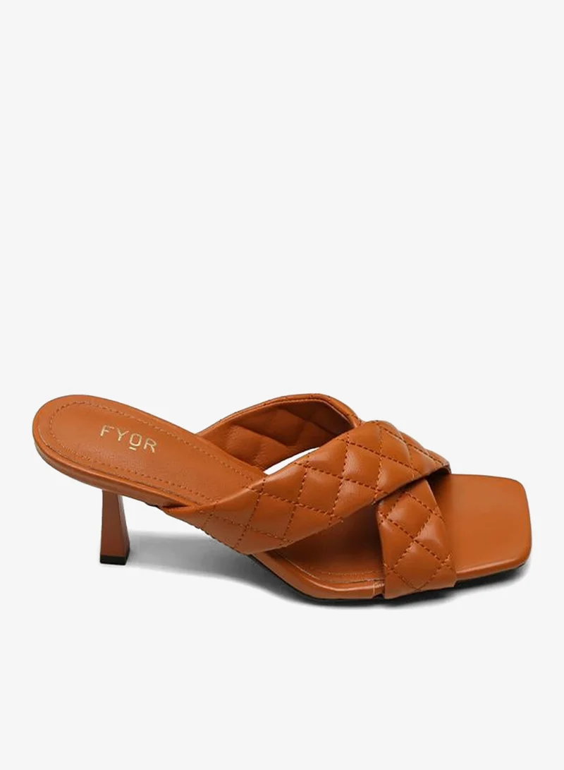 فايور Quilted Cross-Strap Mule CMJ 06