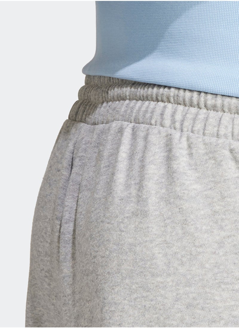 Adidas - Essential Feel Cozy Fleece Cargo Shorts - Image 1