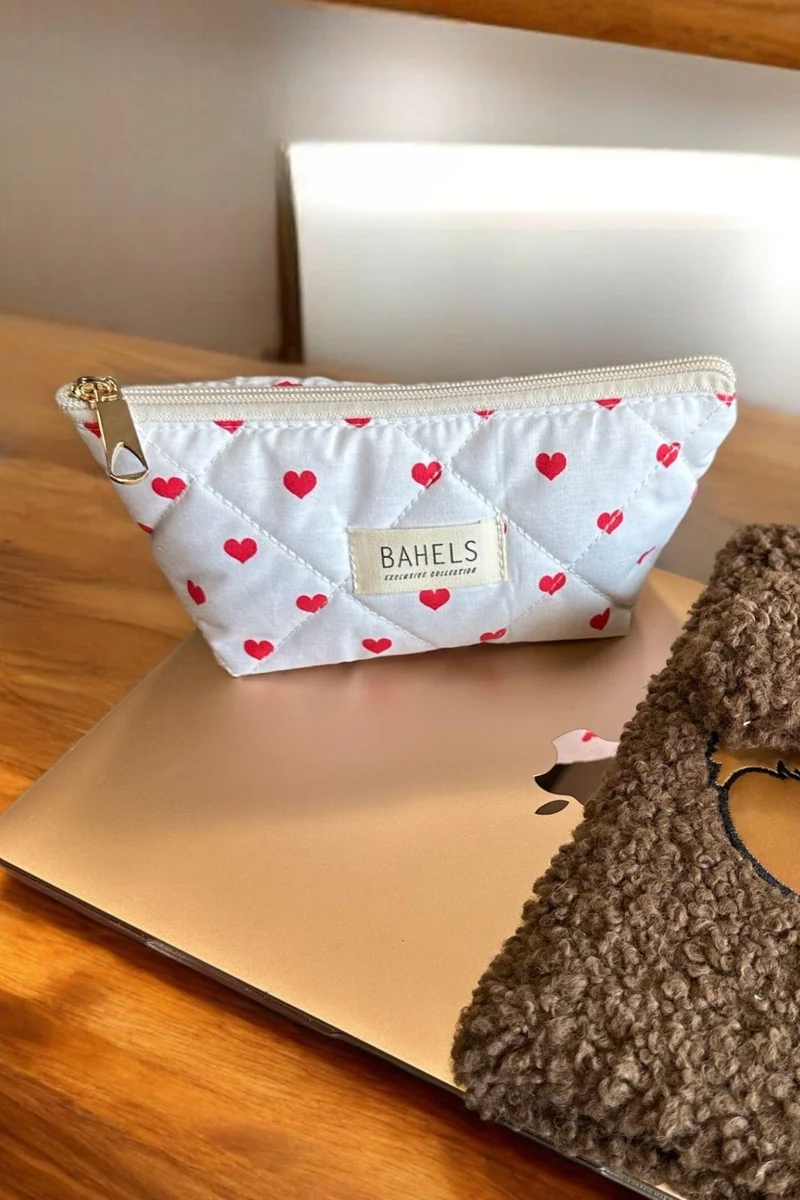 Bahels Viral Heart Zippered Single Compartment Pencil Case Wallet Makeup Bag