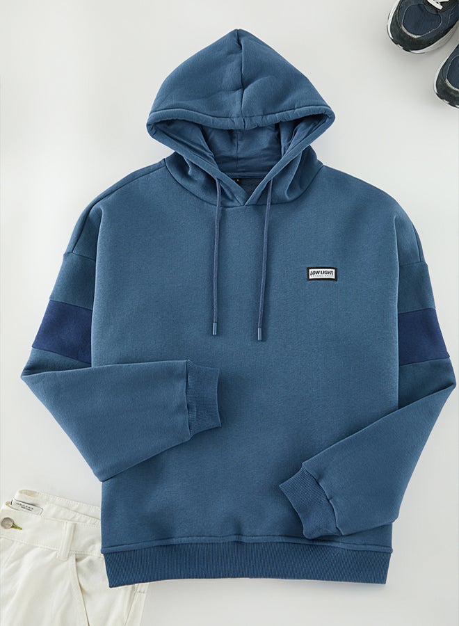 trendyol Oversize/Wide Cut Labeled Color Blocked Fleece Inside Sweatshirt TMNAW24SW00128 - Image 3