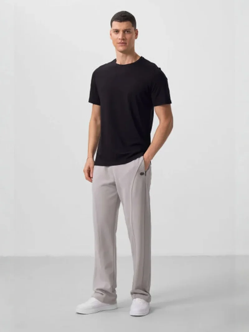 حياة تومي TOMMY Comfort Fit Crew Neck T-Shirt