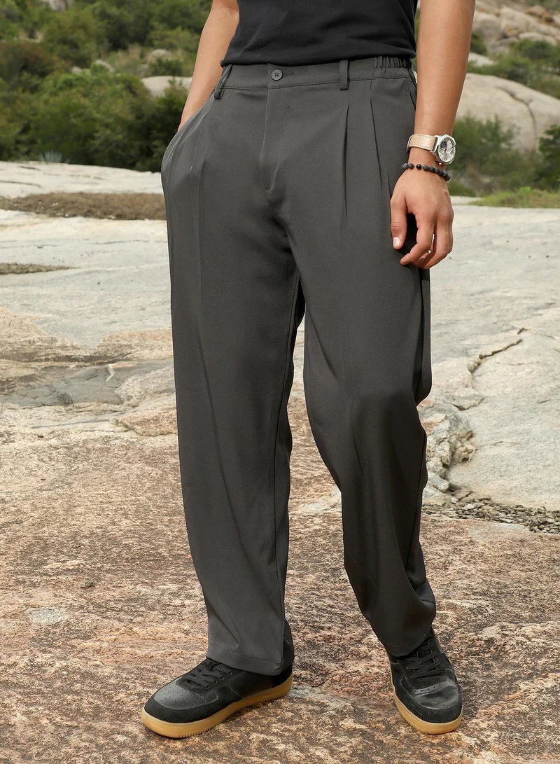 Campus Sutra Campus Sutra Men's Charcoal Grey Pleated Straight-Fit Tailoured Trousers | Mid-Rise , Straight Hem , Button Closure | Solid Plain | Polyester Blend Trousers For Formal & Office Wear