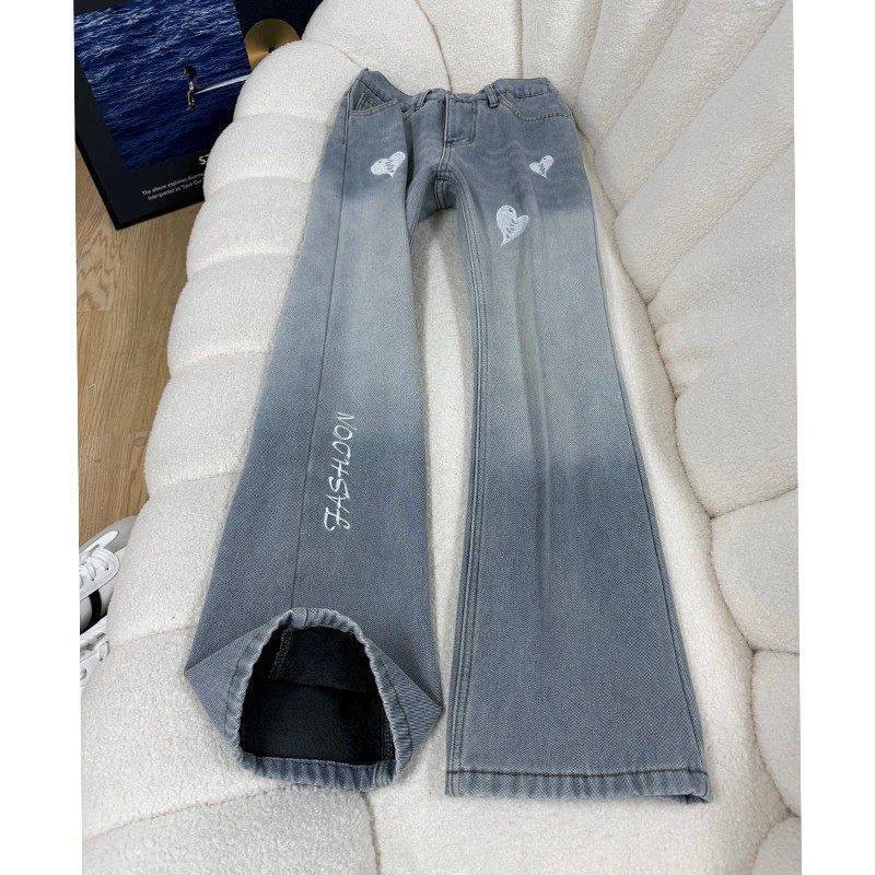 Unisex Classic Denim Jeans Loose Fit Daily Outdoor Wear - Image 1