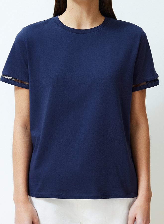 Navy Blue 100% Cotton Embroidery Detailed Basic Crew Neck Knitted T-Shirt TWOSS23TS00012