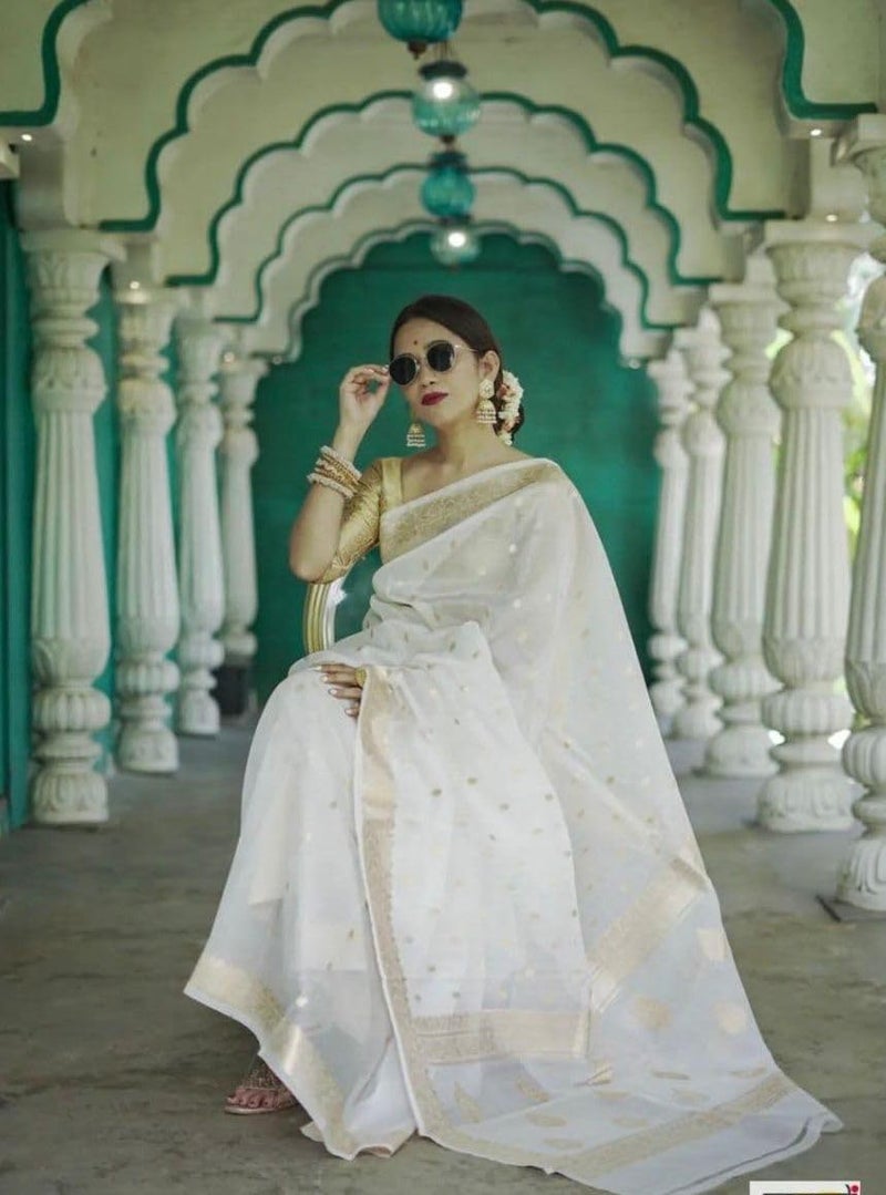 Vivatra Women Banarasi Soft Silk Saree | Jacquard Weaving with Rich Pallu & Border | Includ Matching Utitched Blouse Piece (VT-KP-6040-Off White) - Image 5