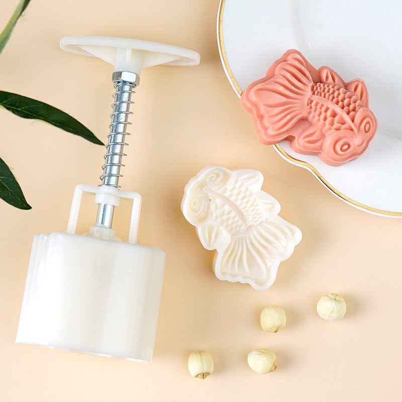 New 2025 Snowskin Mooncake Mold, Goldfish Hand-Pressed Mold For Homemade Mung Bean Cake, Hand-Pressed Baking Tool - Image 5