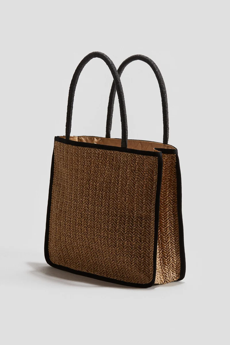 اتش اند ام حقيبة واسعة من القش