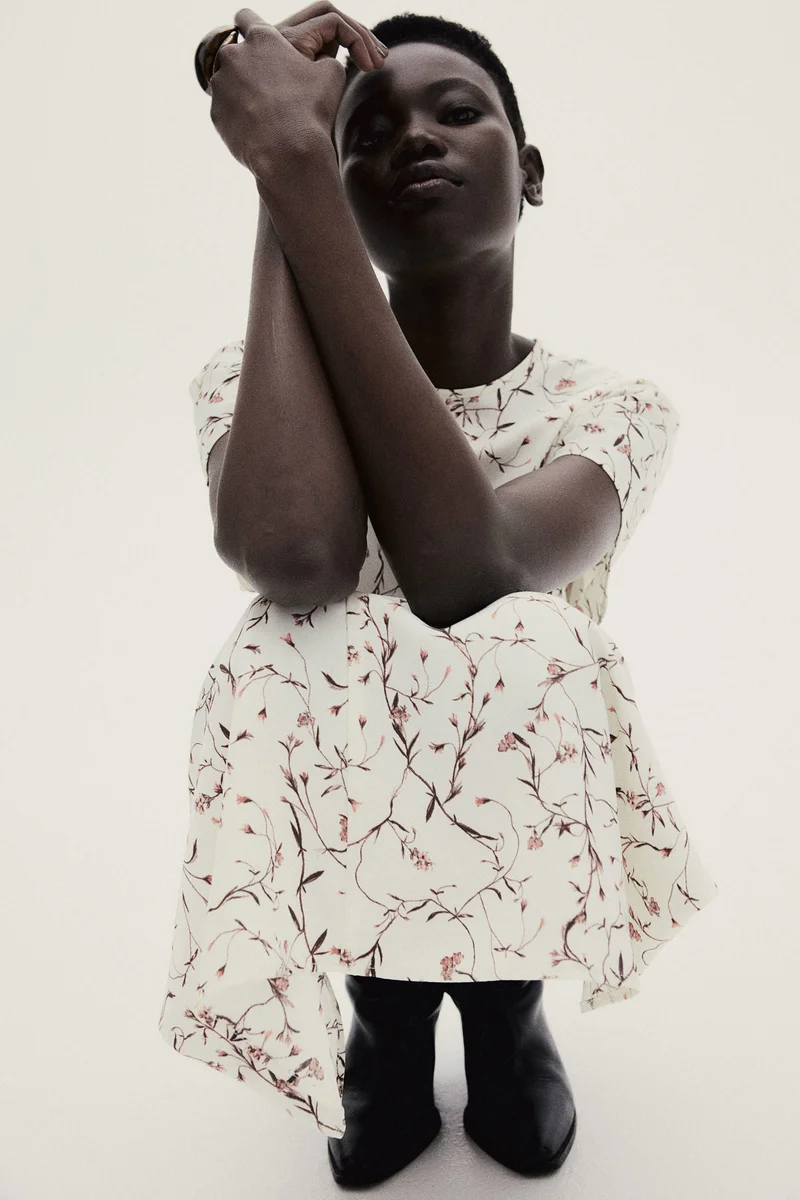 H&M Tapered-waist dress