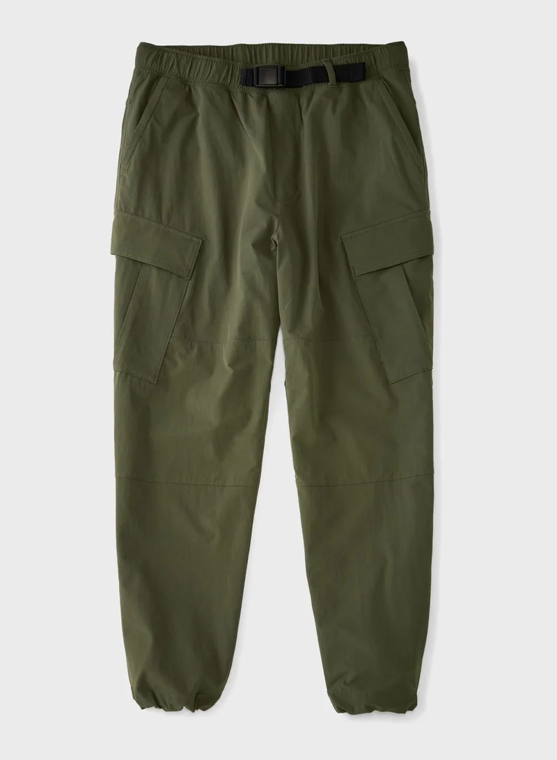 American Eagle Essential Cargo Joggers