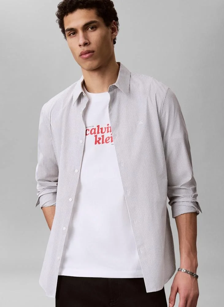 Calvin Klein Jeans Bright White Relaxed Logo T-shirt for Men | Best Price UAE