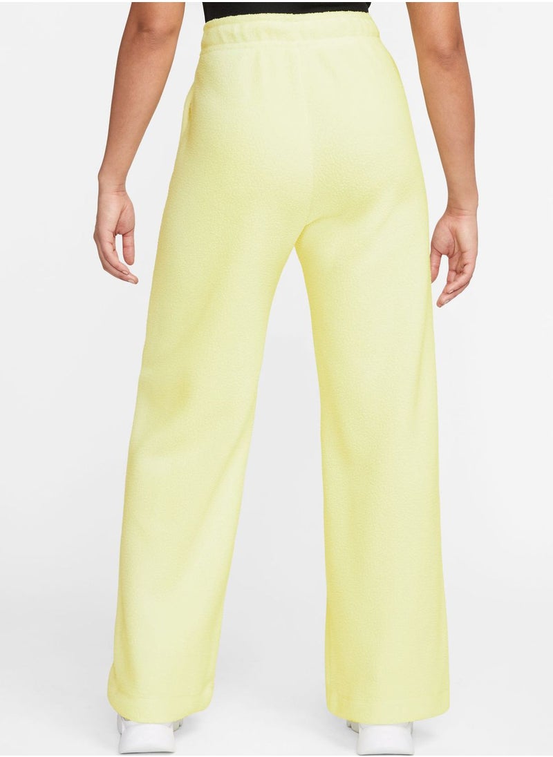 Nike - Essential Joggers - Image 1
