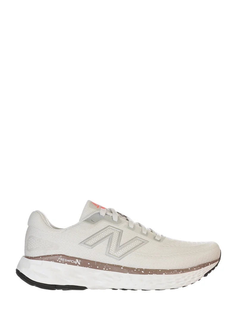 New Balance Evoz Sports Shoes